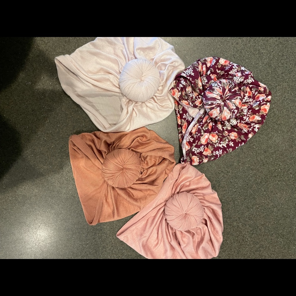 Newborn baby knotted turbans
